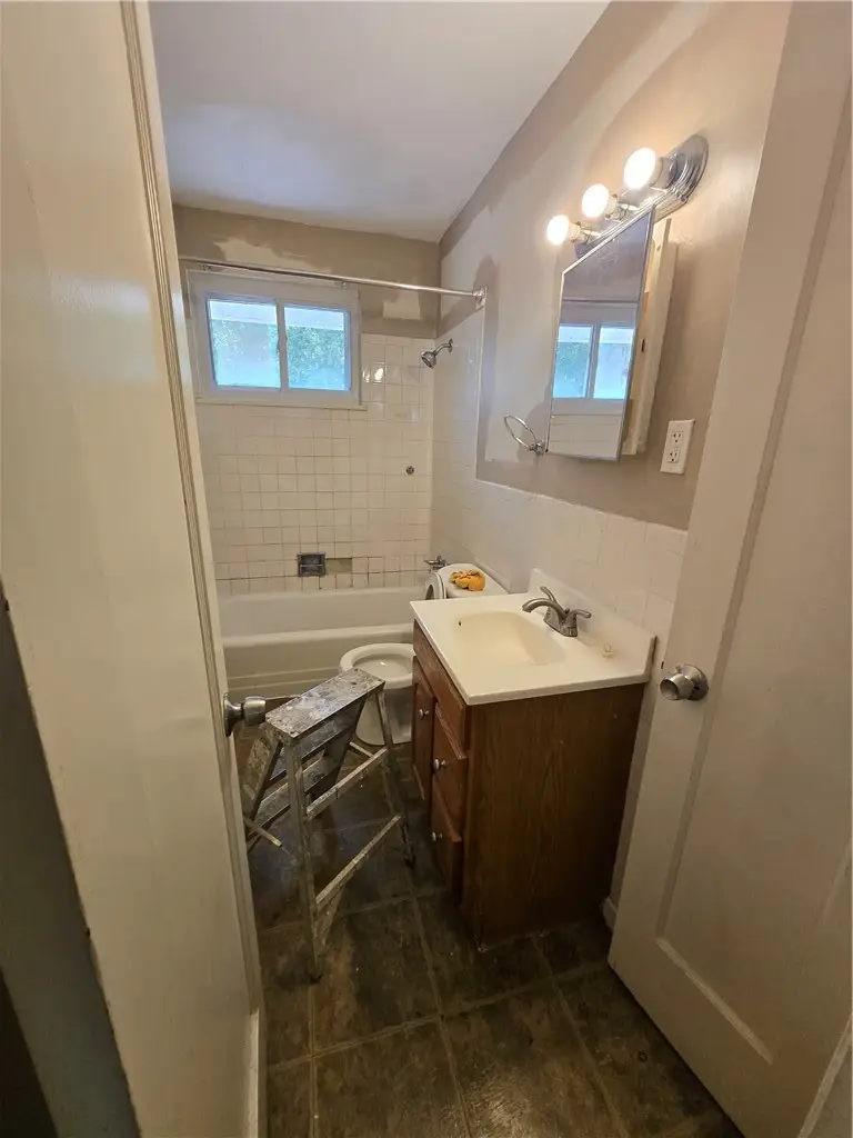 107 Dunbar Dr, Pittsburgh, PA 15235 - #2