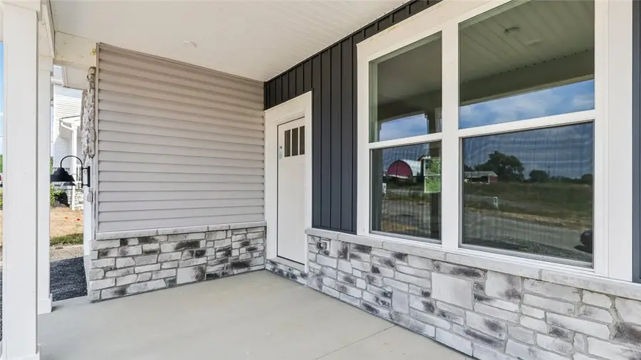 1081 Peachtree Road, Scott, PA 15106 - #2