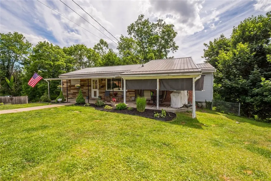 4 Ann St, Carnegie, PA 15106 - #3