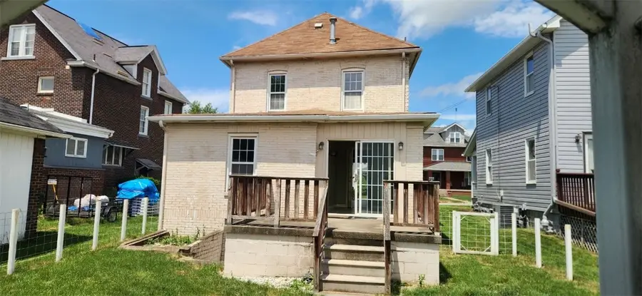 386 Pittsburgh Circle, Ellwood City, PA 16117 - #3