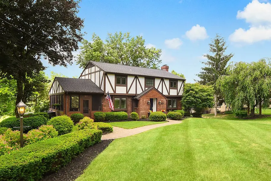 3211 Unionville Road, Cranberry, PA 16066 - #2