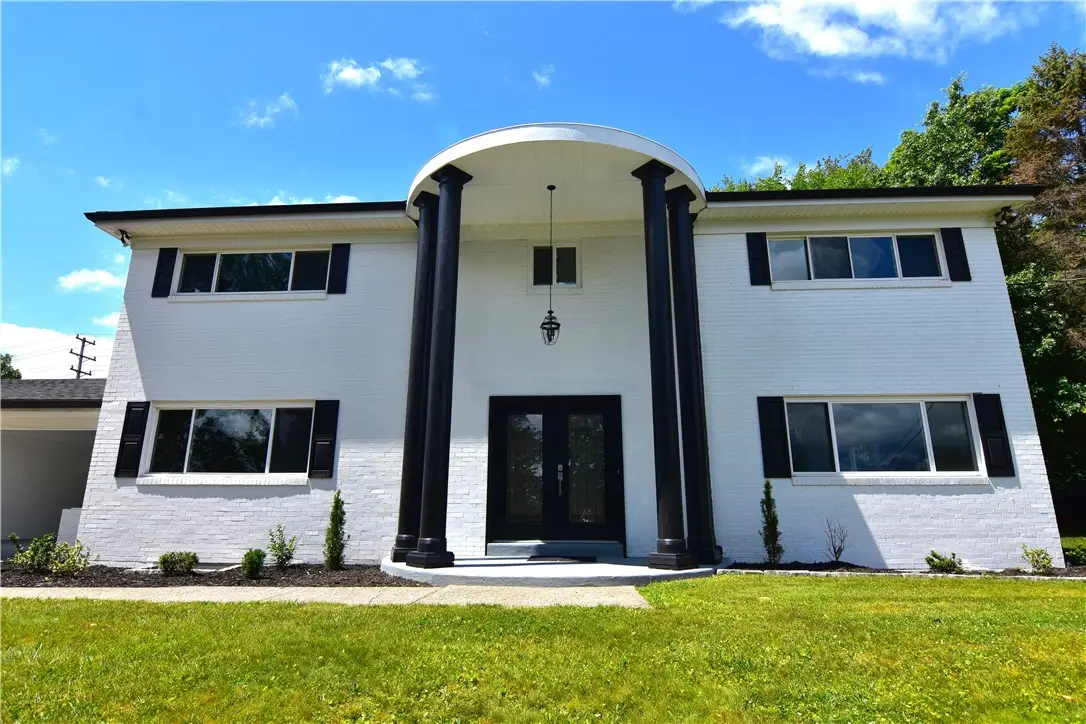 145 Mapledale Dr, Homestead, PA 15120 - #1