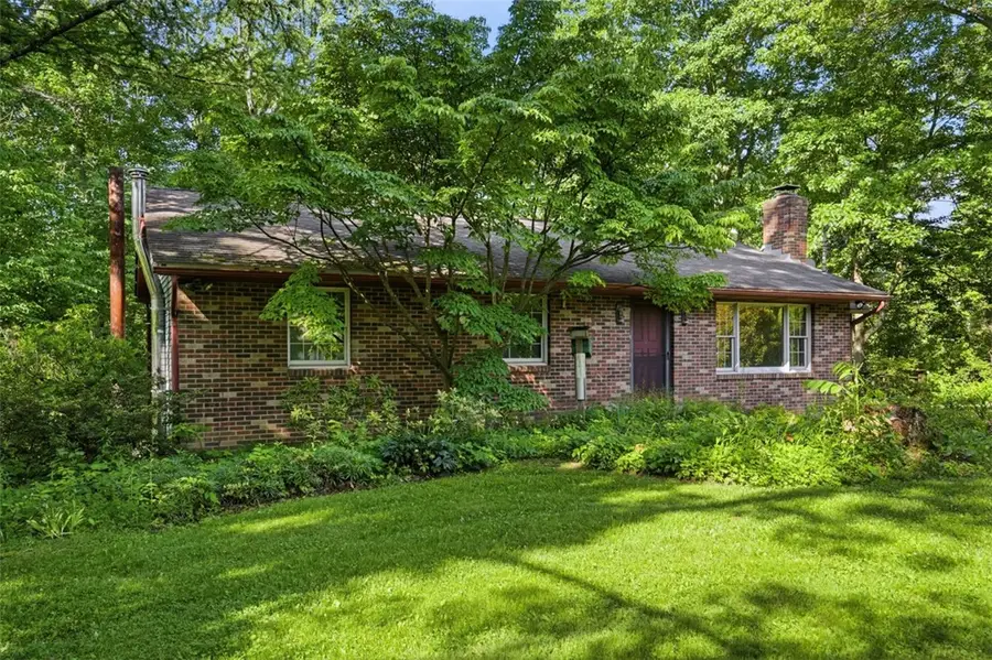 256 Ridge Rd, Zelienople, PA 16063 - #2