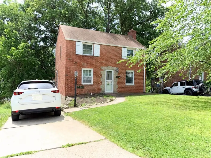 5251 Fieldcrest Dr, Pittsburgh, PA 15236 - #2