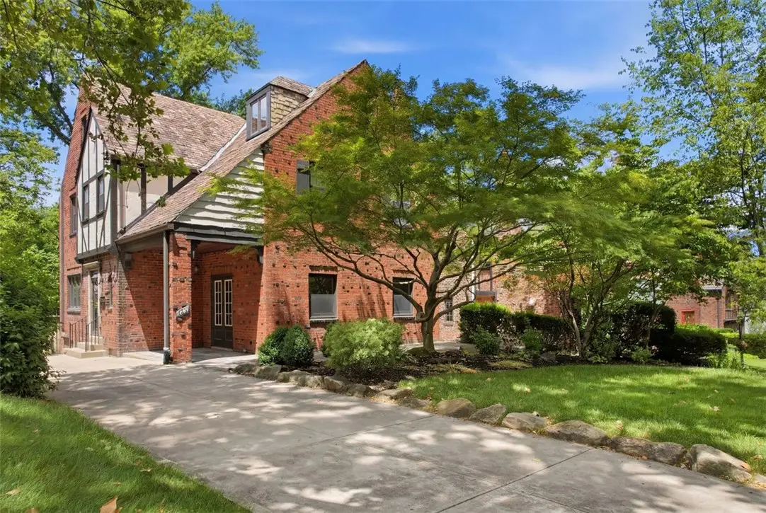 1264 Bellerock St, Pittsburgh, PA 15217 - #1