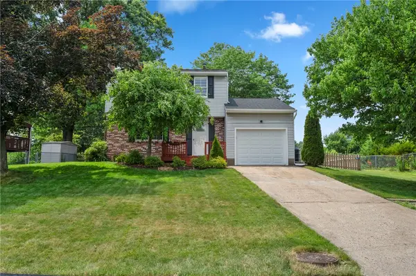 107 Heston Dr, Cranberry Twp, PA 16066