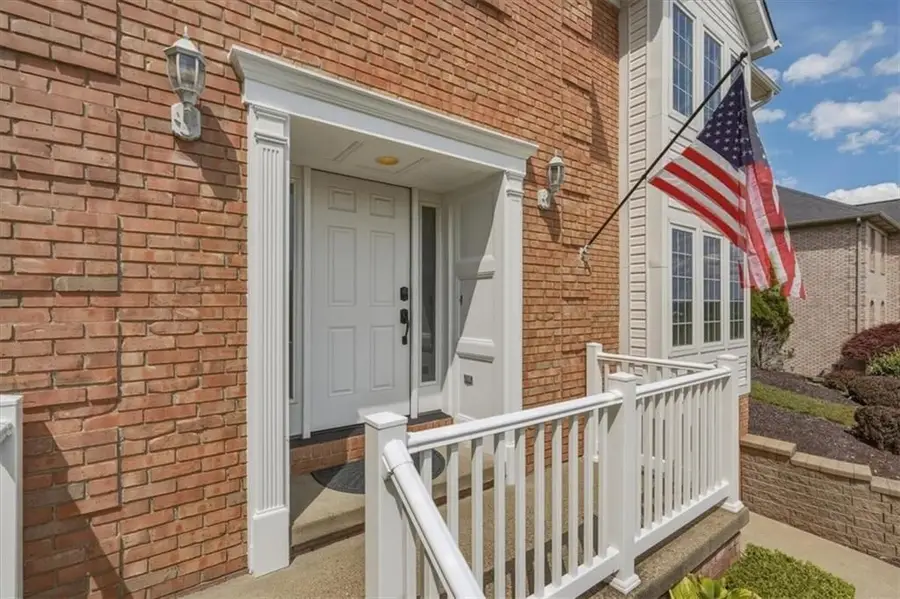 130 W Field Club Drive, McKees Rocks, PA 15136 - #3