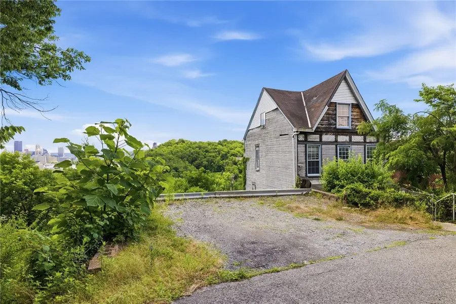 31 Conestoga St, Pittsburgh, PA 15204 - #2