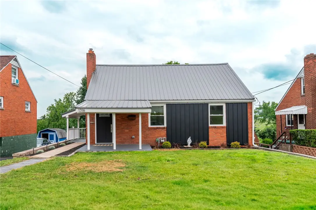 1316 Barkley Rd, McKeesport, PA 15133 - #1