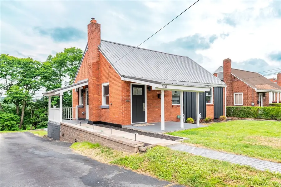 1316 Barkley Rd, McKeesport, PA 15133 - #2