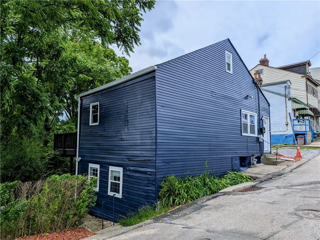 1938 Shamokin Street, Pittsburgh, PA 15203 - #1