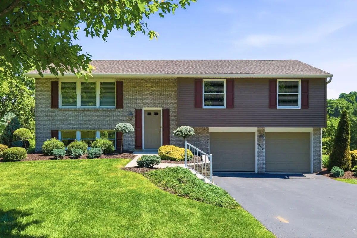 257 Lincoln Drive, Pittsburgh, PA 15241 - #1