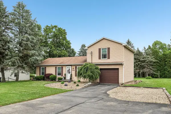 2920 Mercer Rd., New Castle, PA 16105