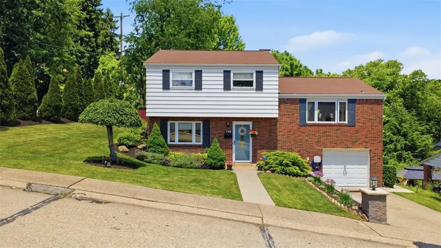 109 Forest Glen Dr, Pittsburgh, PA 15221 - #2
