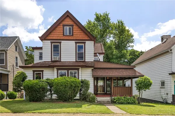 54 First St, North Irwin, PA 15642