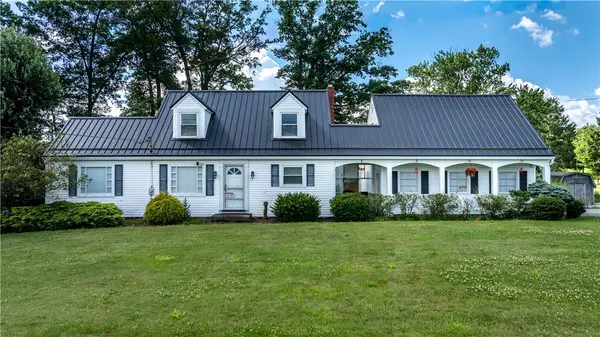 1912 Harlansburg Rd, New Castle, PA 16101