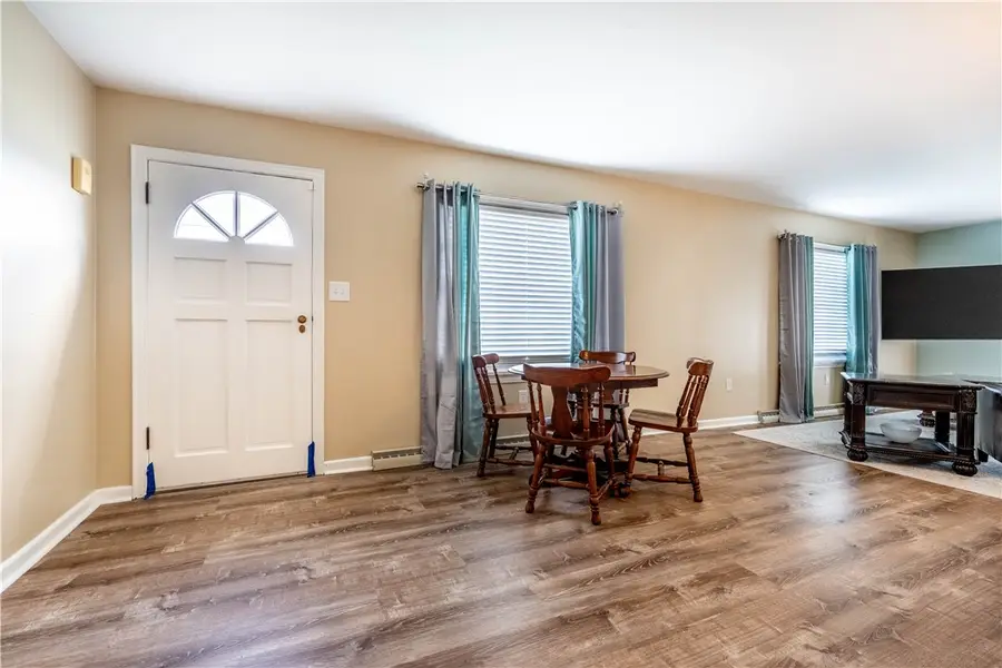 1912 Harlansburg Rd, New Castle, PA 16101 - #2