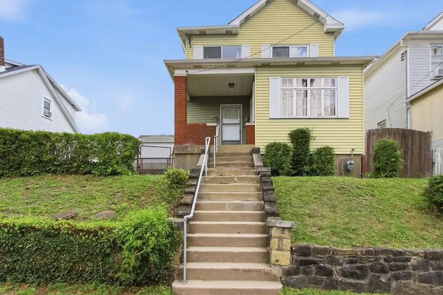 2705 Cleveland St, McKeesport, PA 15132 - #2