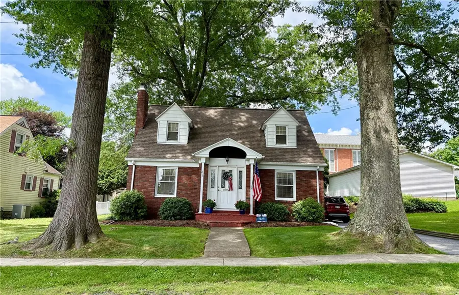216 S Otter St., Mercer, PA 16137 - #2