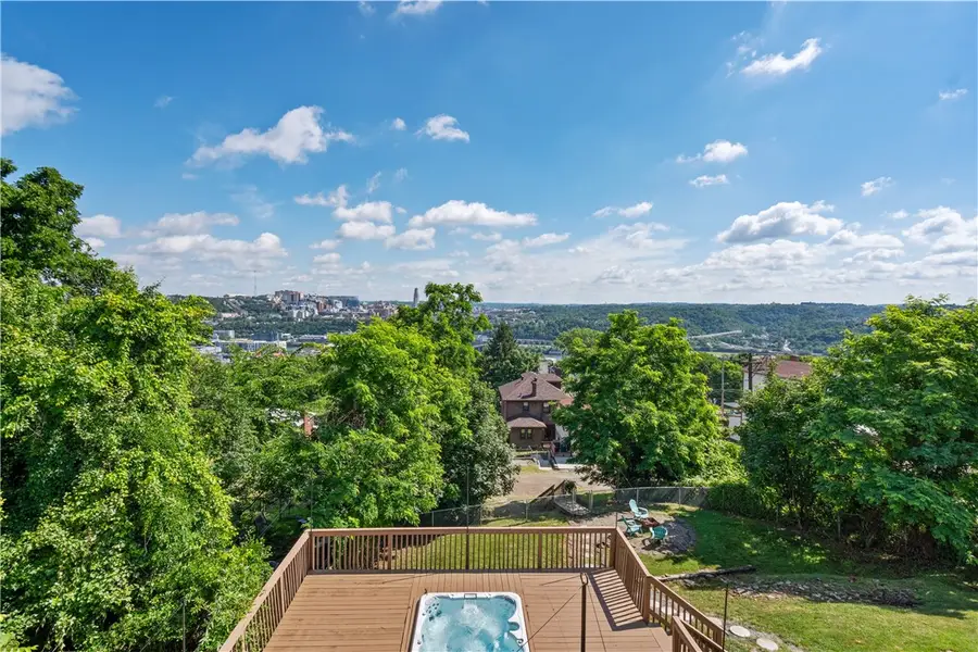 3003 Cobden St, Pittsburgh, PA 15203 - #2