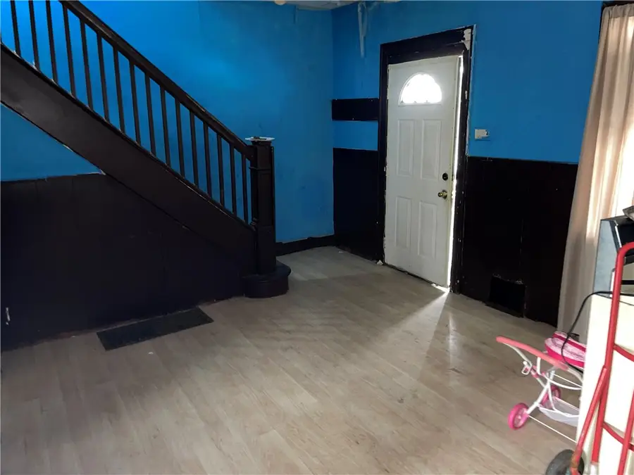 2618 Cleveland St, McKeesport, PA 15132 - #3