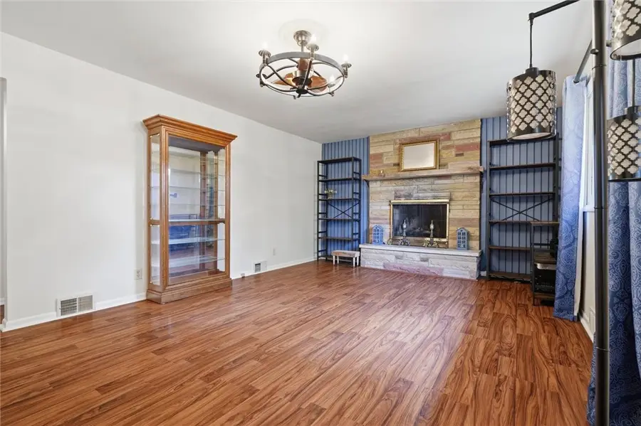 157 Todd Ln, Monaca, PA 15061 - #2