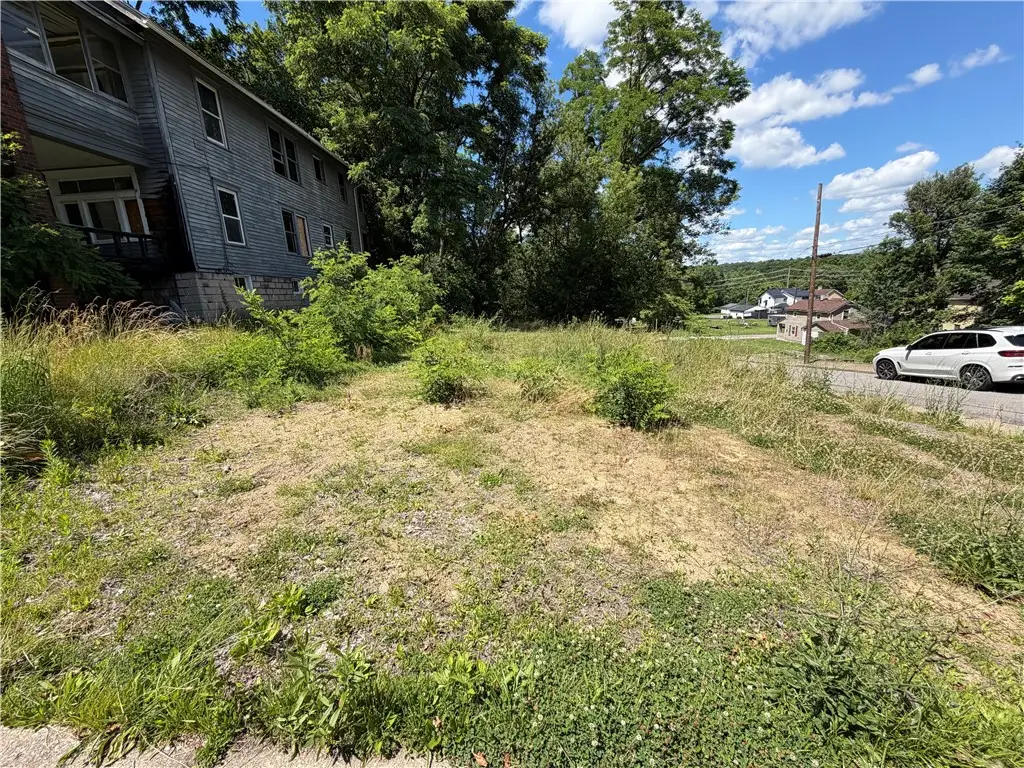 602 W Washington St, New Castle, PA 16101 - #1