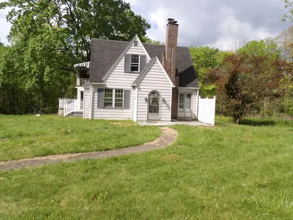 4267 Matthews Rd, Edinburg, PA 16116