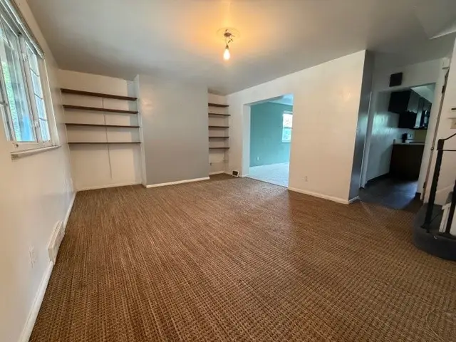 7728 Lyman St, Pittsburgh, PA 15221 - #2