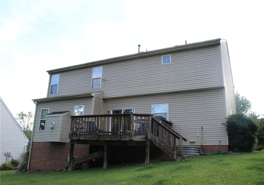 165 Hunters Run Dr, Coraopolis, PA 15108 - #2