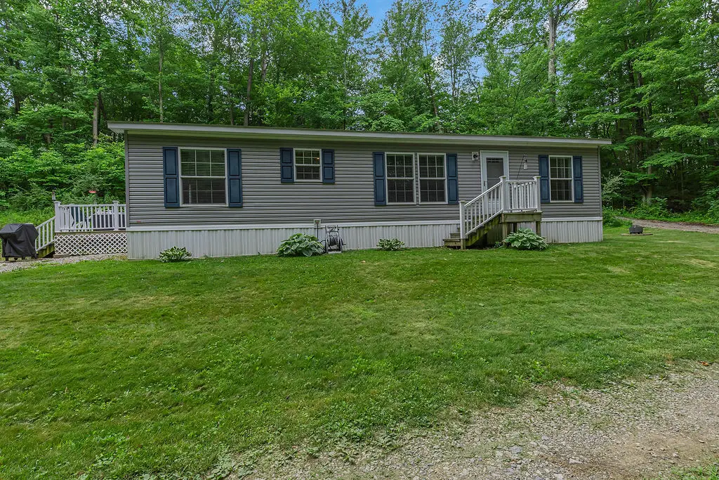 4025 Constitution Boulevard, Darlington, PA 16115 - #1