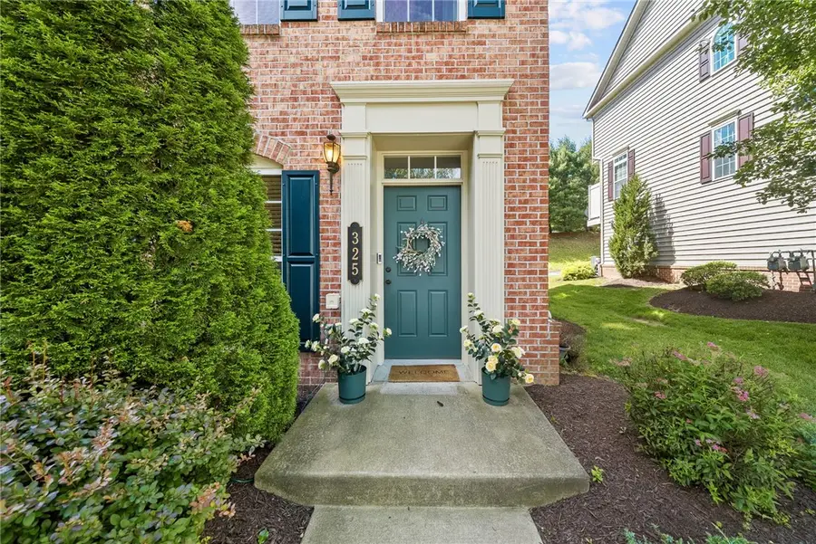 325 Wealdstone Rd, Cranberry, PA 16066 - #2