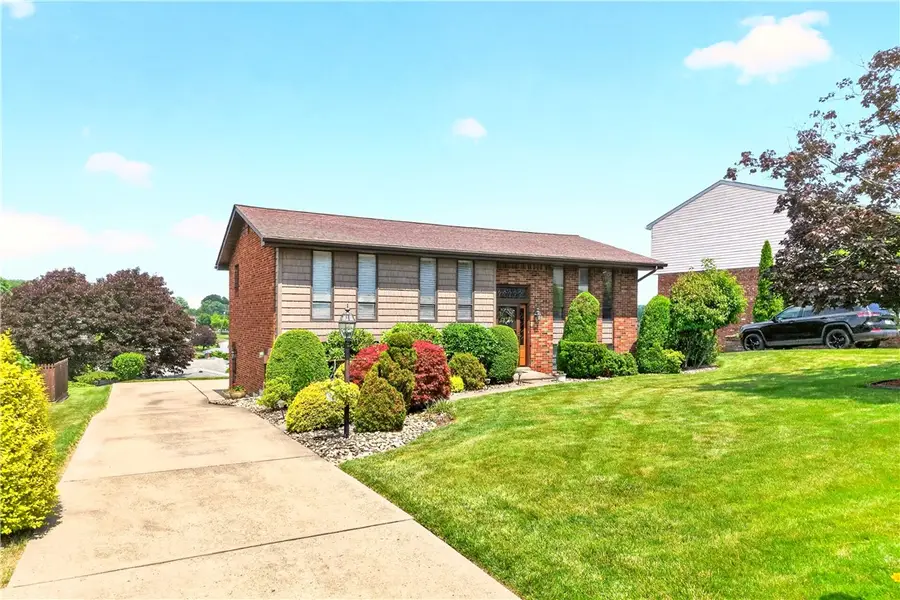 404 Highland Dr, Elizabeth, PA 15037 - #3