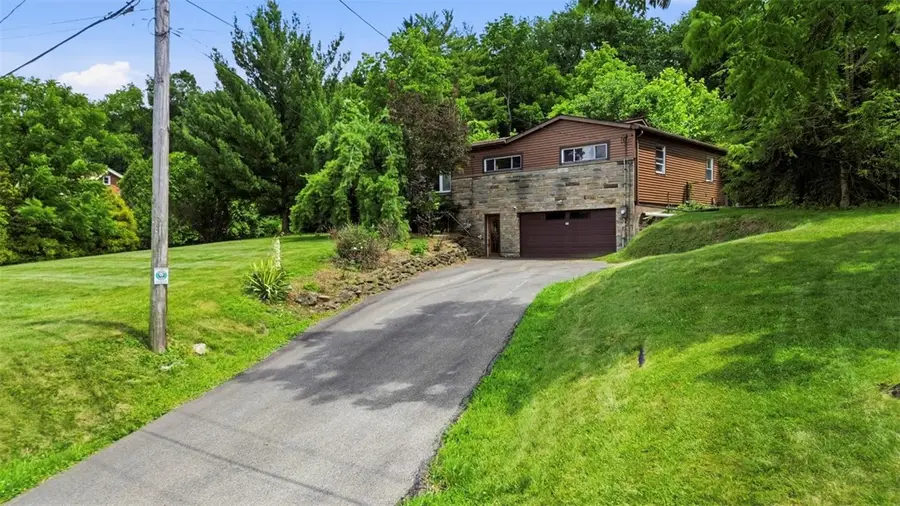 452 E Mcmurray Ct, Canonsburg, PA 15317 - #3