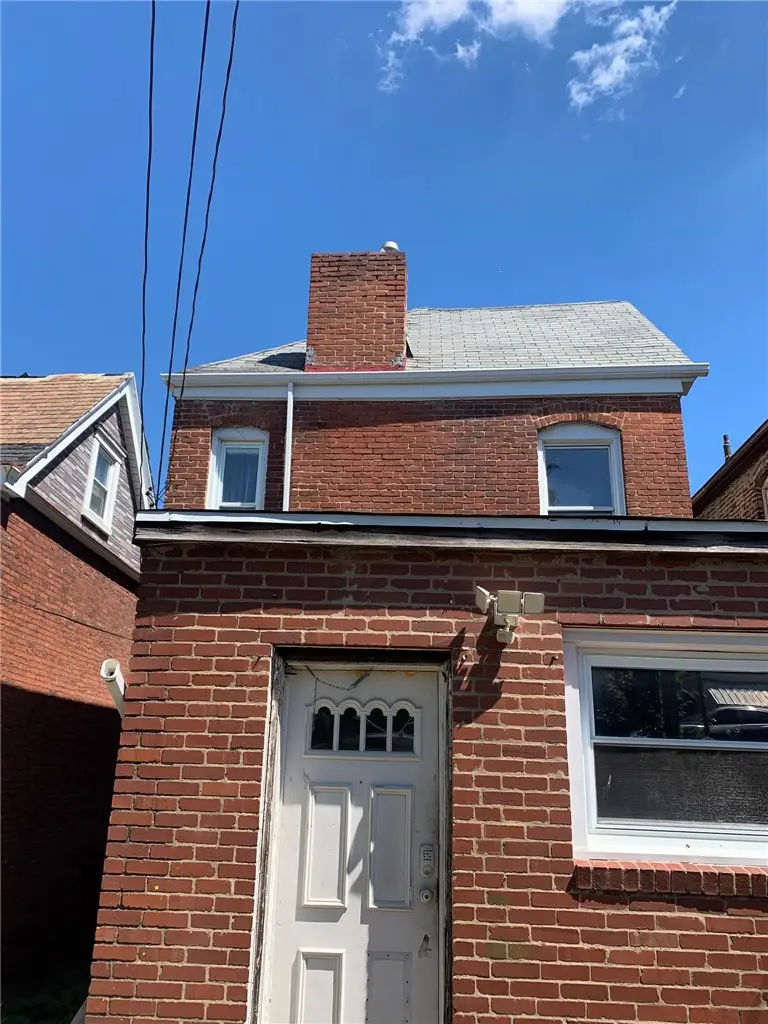 416 Suncrest St, Pittsburgh, PA 15210 - #2