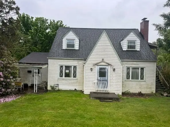 3470 Frye Ave, Finleyville, PA 15332 - #1