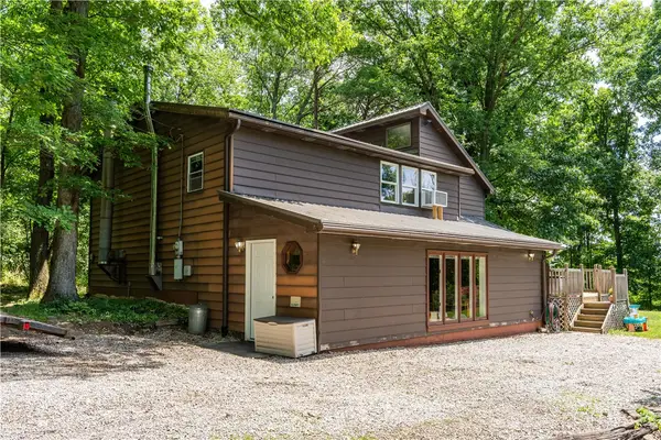 162 Alpine St, Aliquippa, PA 15001