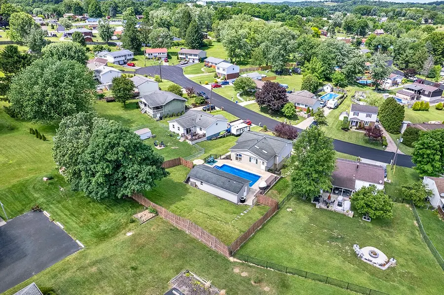 12 Cree Dr, Greensburg, PA 15601 - #3