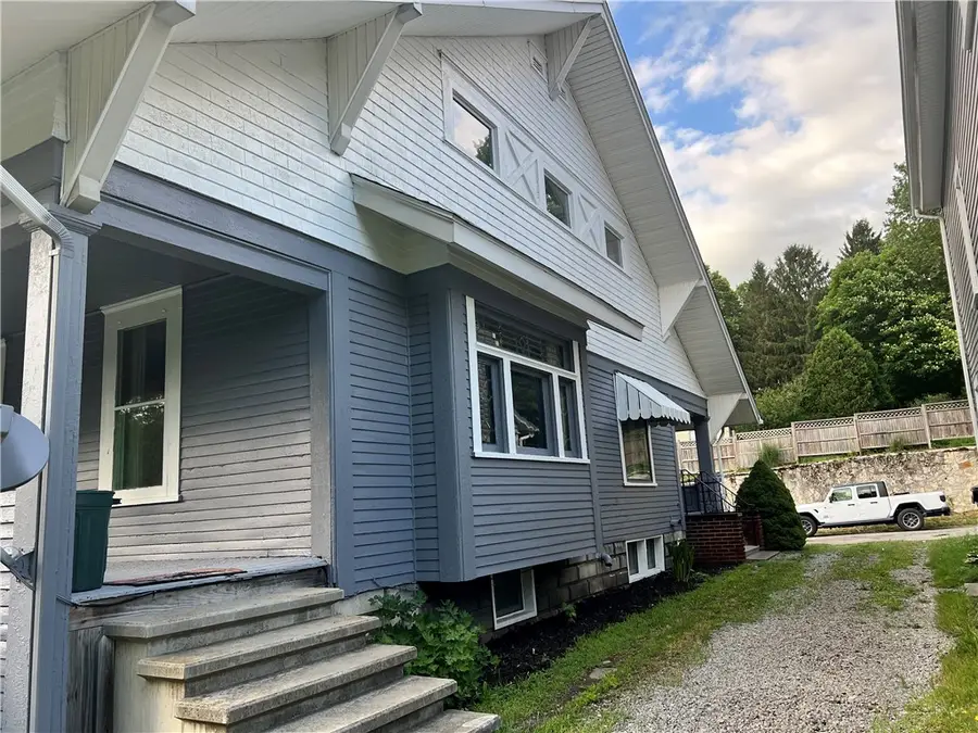 40 Penn Ave, Greenville, PA 16125 - #3
