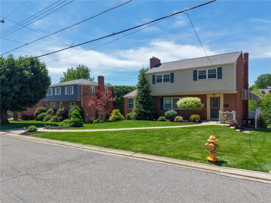 226 Coleen Drive, Pittsburgh, PA 15236 - #2
