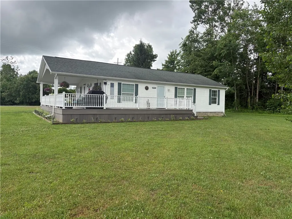 642 Yates Rd, Punxsutawney, PA 15767 - #1