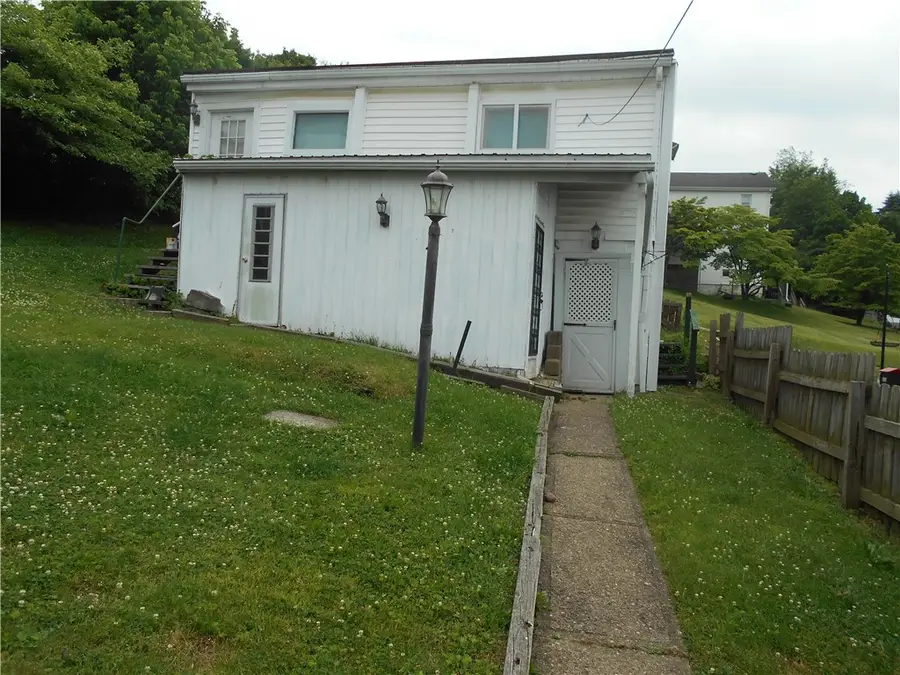 612 Harrison Ave, Penn, PA 15675 - #3