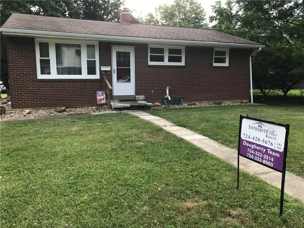 1312 Oak St, Connellsville, PA 15425 - #1