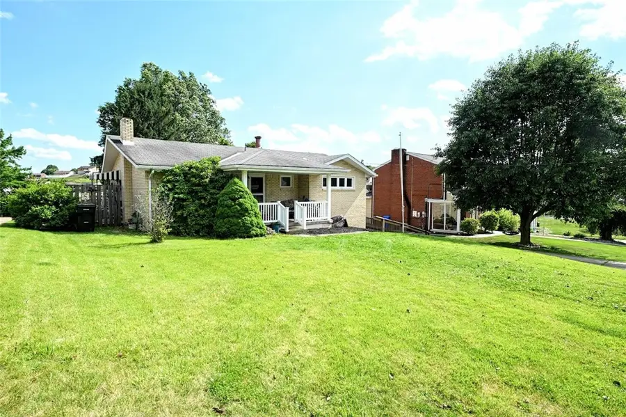 205 Highland Dr, Elizabeth, PA 15037 - #2