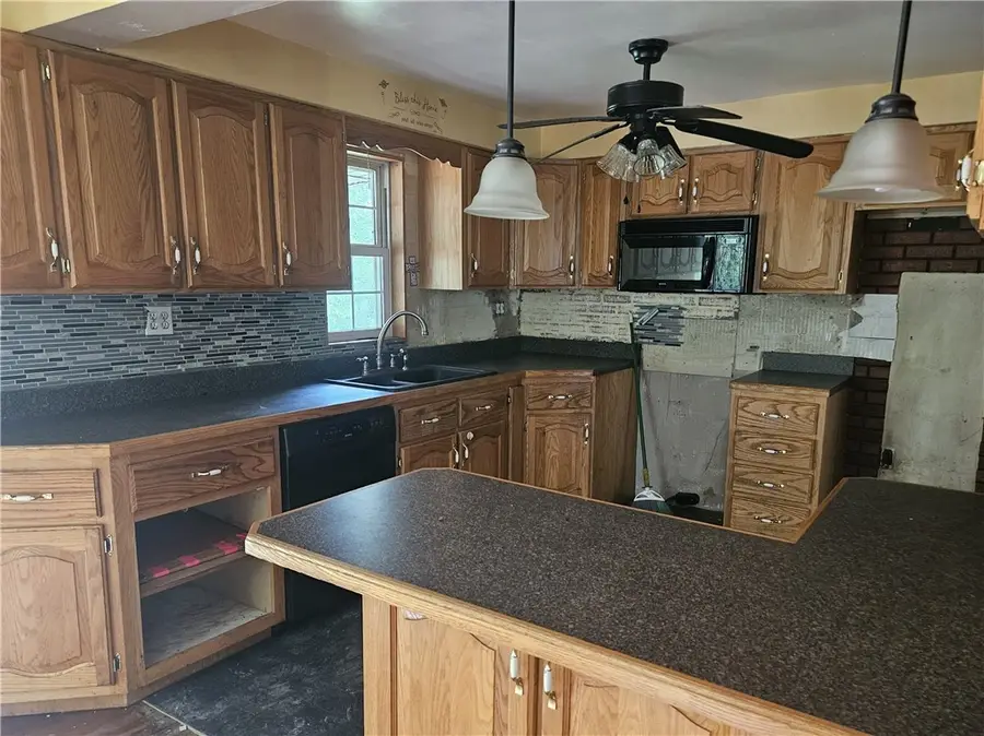 1957 Oneida Valley Rd, Karns City, PA 16041 - #3