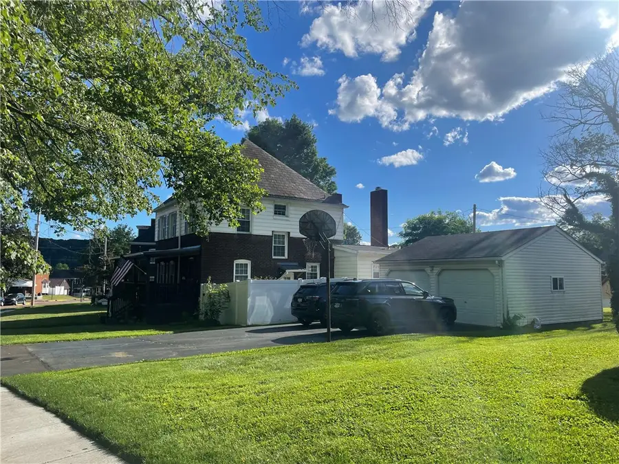 73 11th St, Midland, PA 15059 - #2
