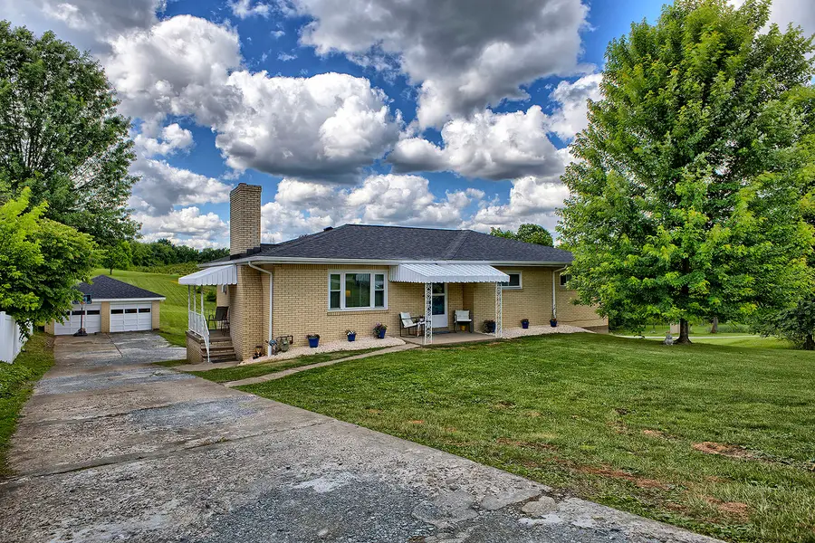 4373 State Rte 136, Greensburg, PA 15601 - #3