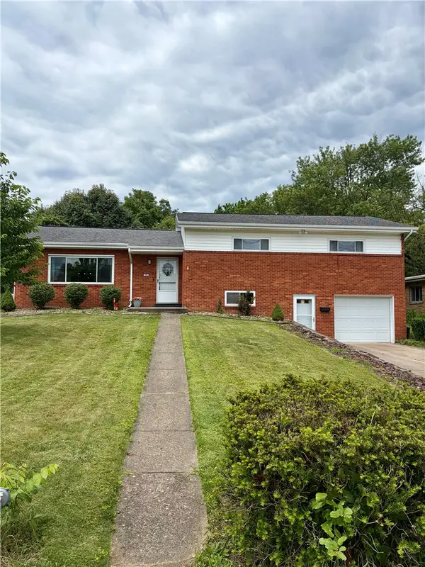 19 Belmeade Ter, Uniontown, PA 15401