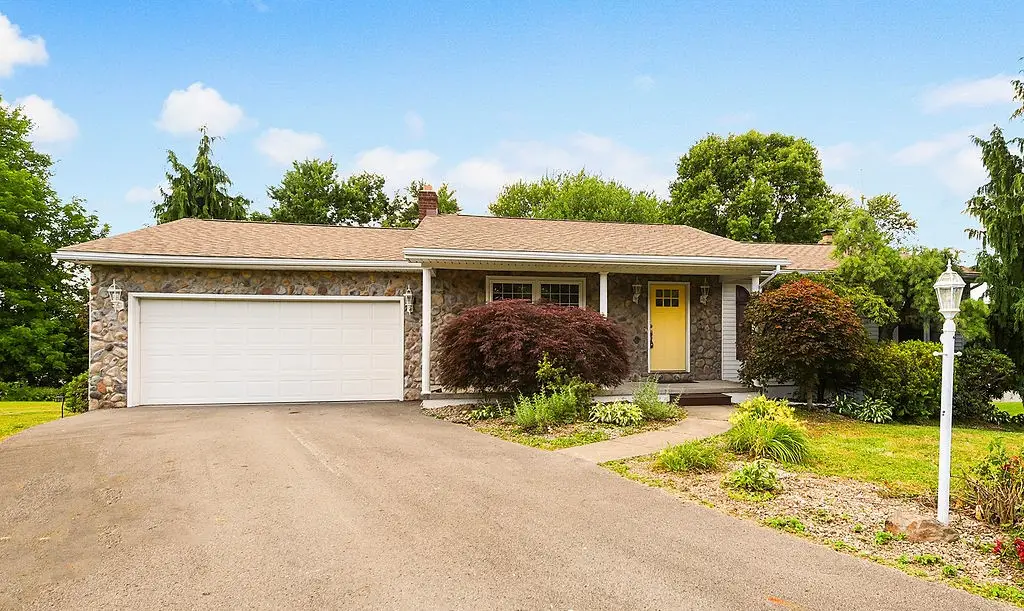 229 Wallace Circle, New Castle, PA 16101 - #1