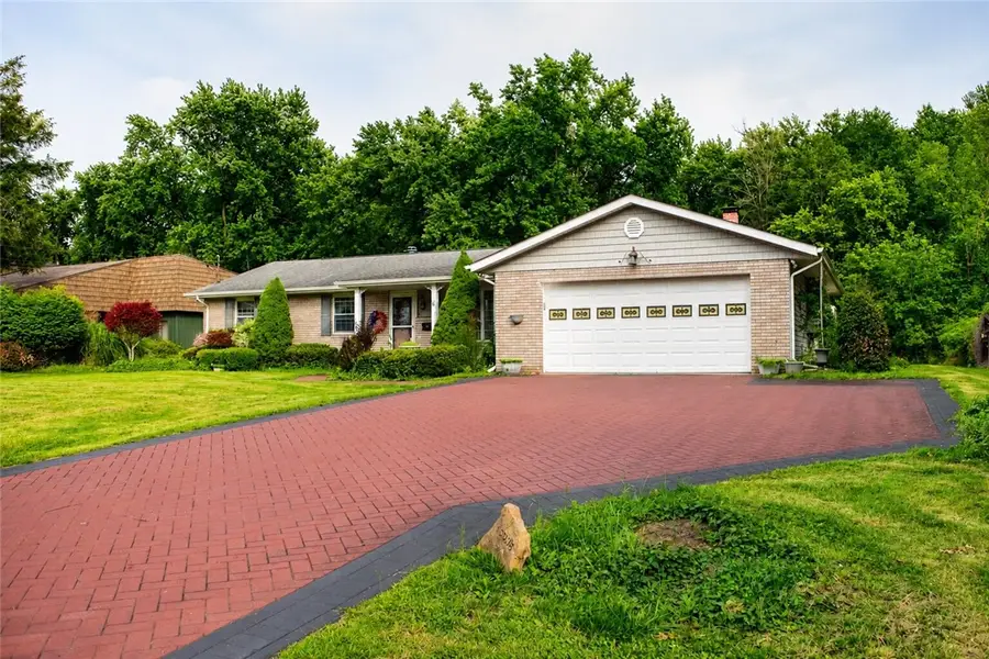 1092 Williams Dr, Belle Vernon, PA 15012 - #2
